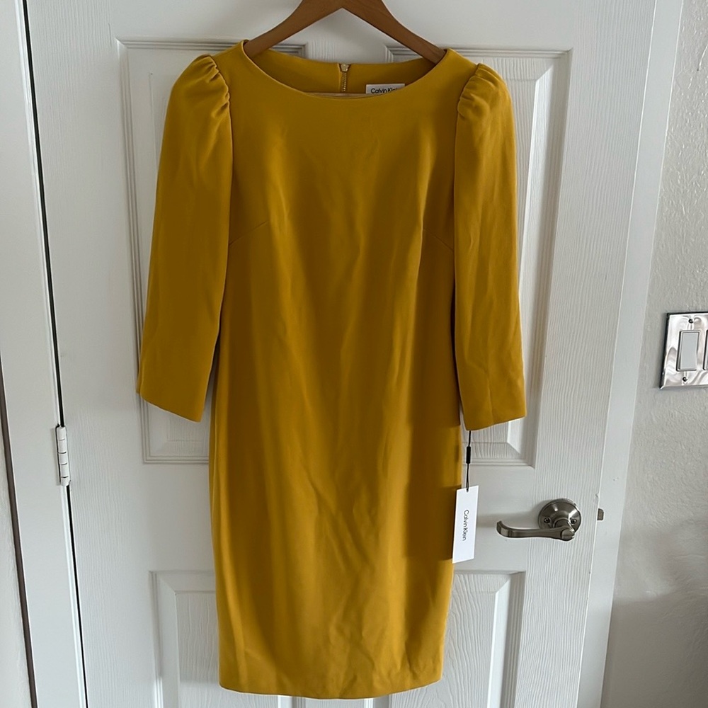 NWT Calvin Klein Mustard-colored dress with gold zipper. Size 4.